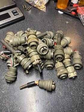 3106a14s-5p Amphenol Ms Connector Ap 30pcs Used