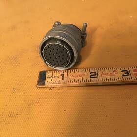 Pto3a-18-32s Amphenol Connector