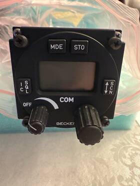 Becker 0636-355-910 Aircraft Ar6201-122 Vhf Com Radio 14vdc