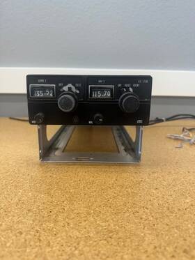 Bendix King 069-102-00 King- 170b Vhf Nav/com