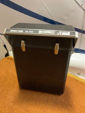 Bendix King Ka93a Ky97a Bendix/king Portable Vhf Tranceiver With Radio