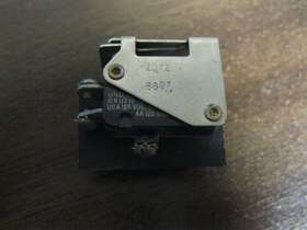 2d72-6807 Micro Used 2d72 6705 Gang Switch