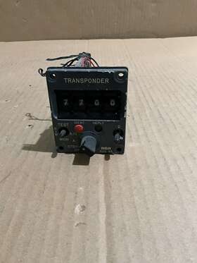 Mi-585020-1 Rca Vintage Aircraft Transponder Avq-95 Sold As Is Untested Parts Only