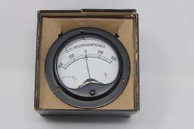 Simpson Model-25 Model 25 Dc 0-500 Microamperes Meter