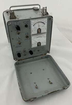 31894-a9049 Wilcox Electric Fa-9945 Vintage Portable Ils Receiver Likely Woring Ships Smart